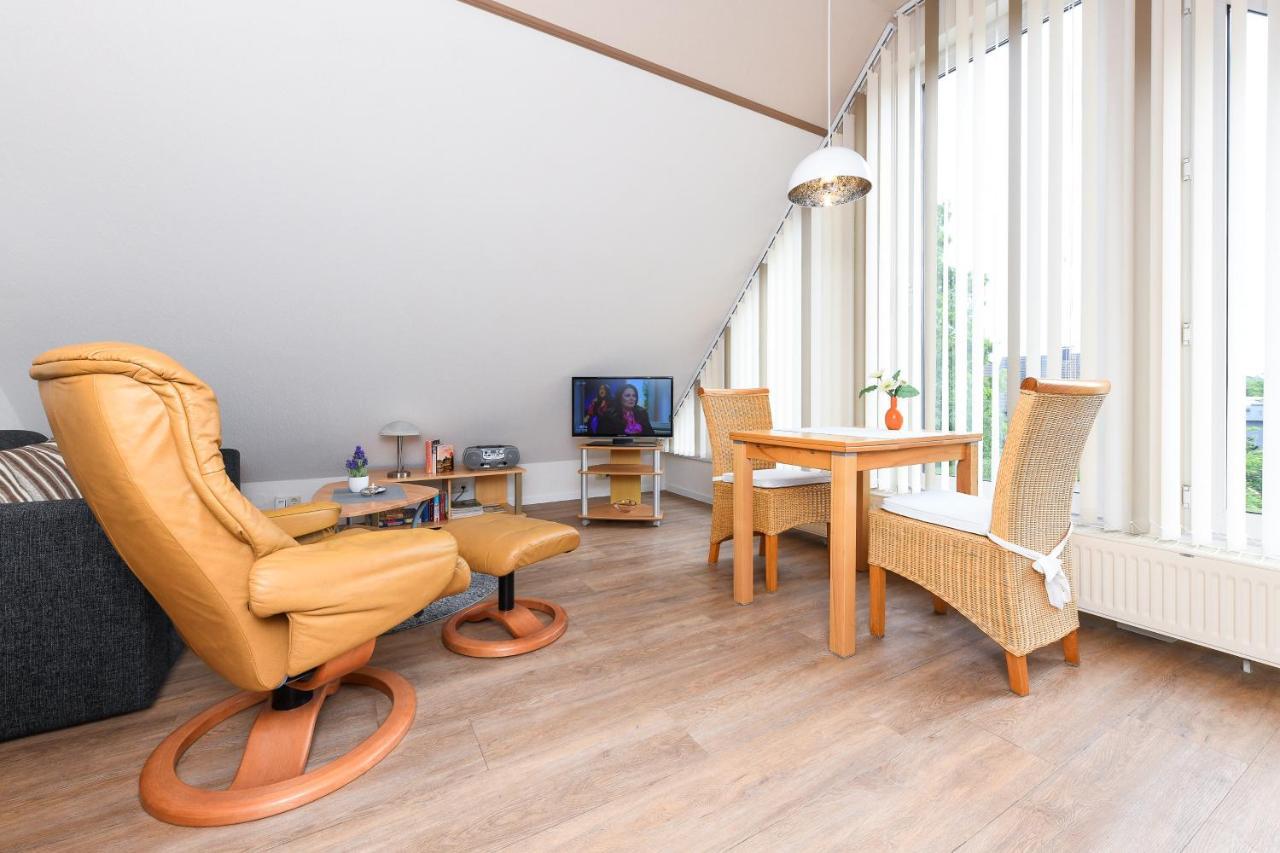 Ferienwohnungen Haus Sternenlicht 埃森斯 外观 照片