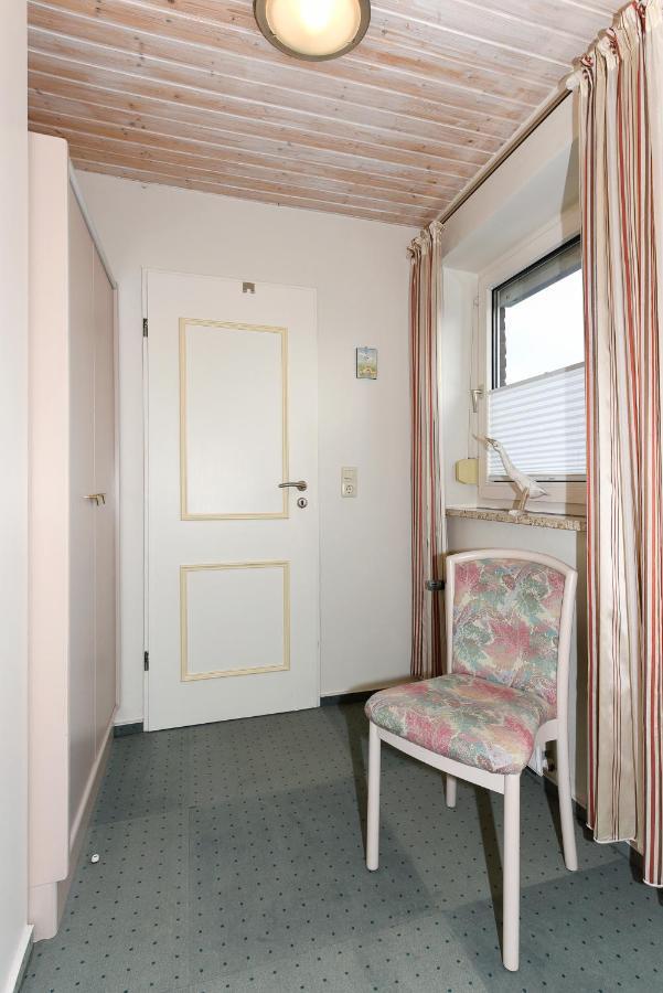 Ferienwohnungen Haus Sternenlicht 埃森斯 外观 照片